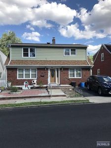 80 Corabelle Ave, Lodi, NJ, 07644