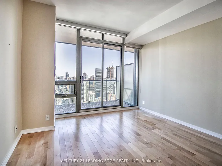 33 Lombard St #3503 — Photo 25