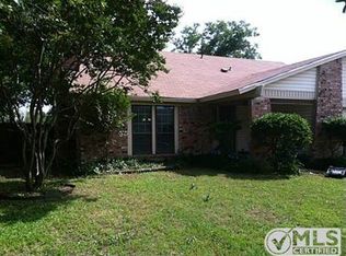 2402 Via Bonita, Carrollton, TX 75006