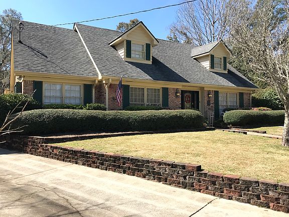 2nd image of 4709 Sherry Ct