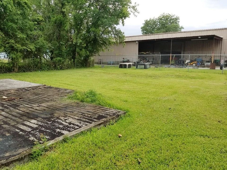 1st image of 7905 Berwyn Dr