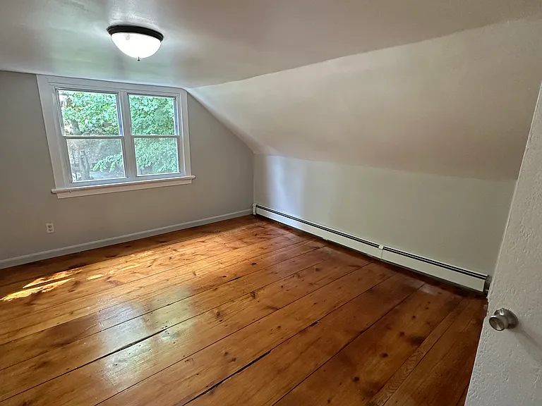 300 W Elm St #1 — Photo 15