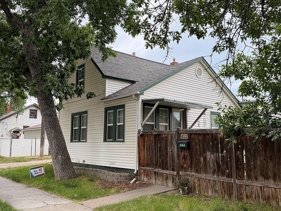 1st image of 412 16th St N