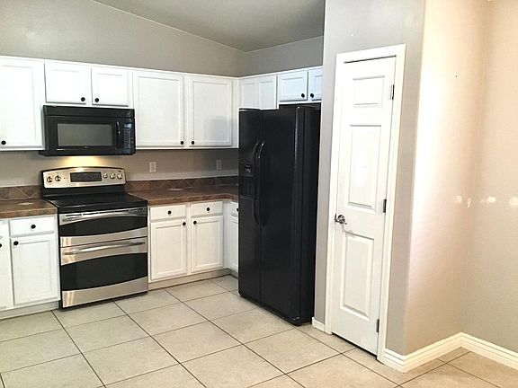 5th image of 11134 W Willow Field Dr