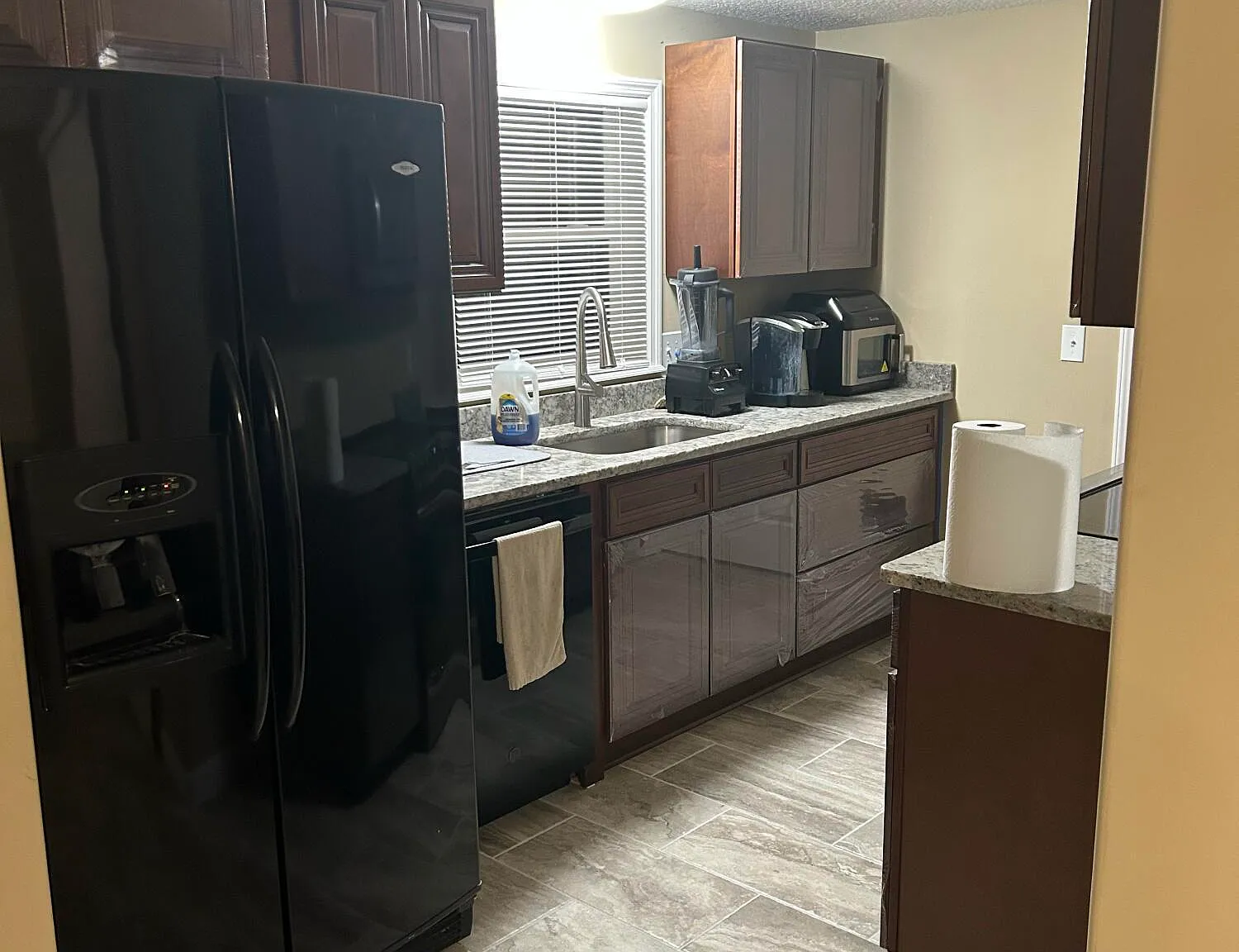 1 bed, 1.0 bath, 144 sqft, $725 — Photo 2