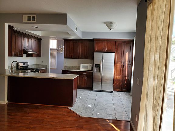 4th image of 18482 Buttonwood Ln