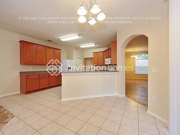 5th image of 2769 Valencia Grove Dr