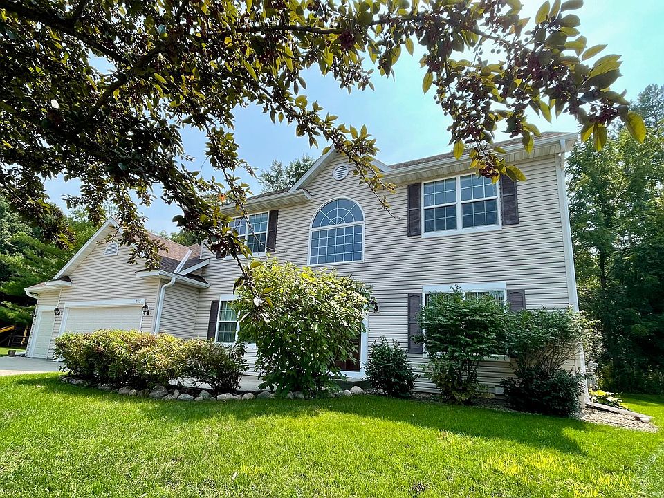 1st image of 2418 Valley Ct