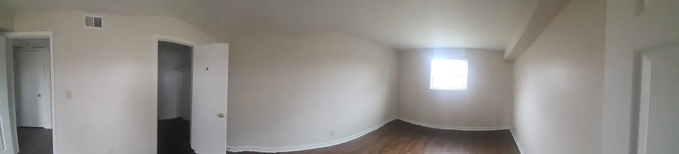 2 bed, 700 sqft, $850 — Photo 2