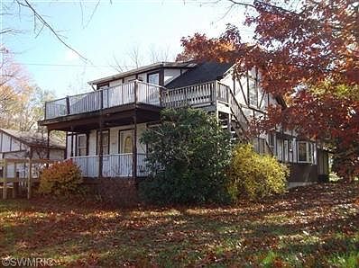 2nd image of 217 W Clay St