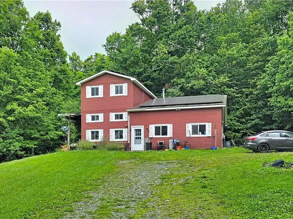 2752 Hathaway Rd, Moravia, NY 13118