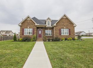 142 Washer Dr, La Vergne, TN 37086
