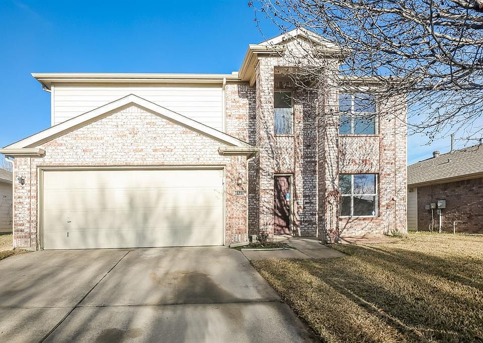 1st image of 8329 Horse Whisper Ln