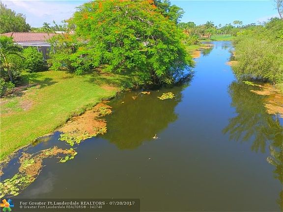 2nd image of 10130 NW 43rd St