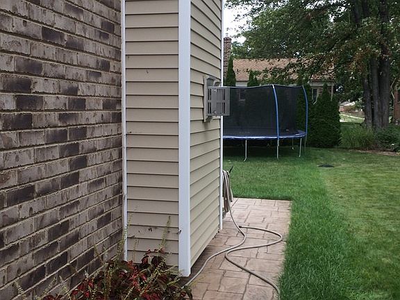 4th image of 42577 Greystone Dr