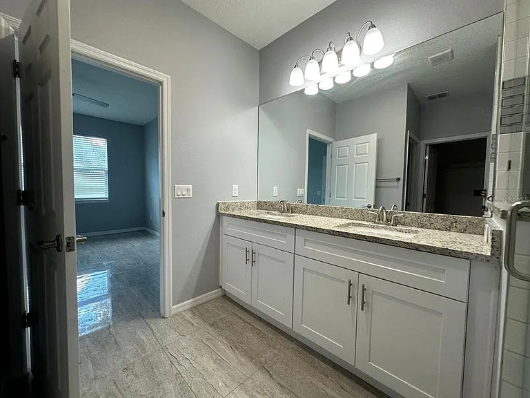 117 W Murphy St — Photo 26