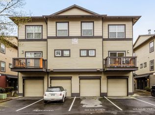 22848 SW Forest Creek Dr UNIT 201, Sherwood, OR 97140