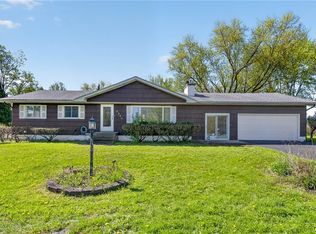6590 Badgley Rd, East Syracuse, NY 13057
