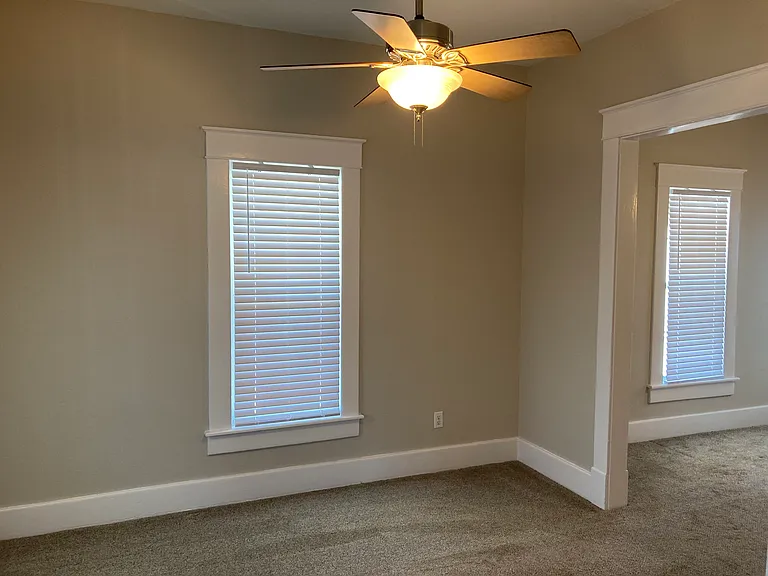 317 E Patti Page Blvd — Photo 7