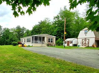 5 Hemlock Ln, Canaan, NH 03741