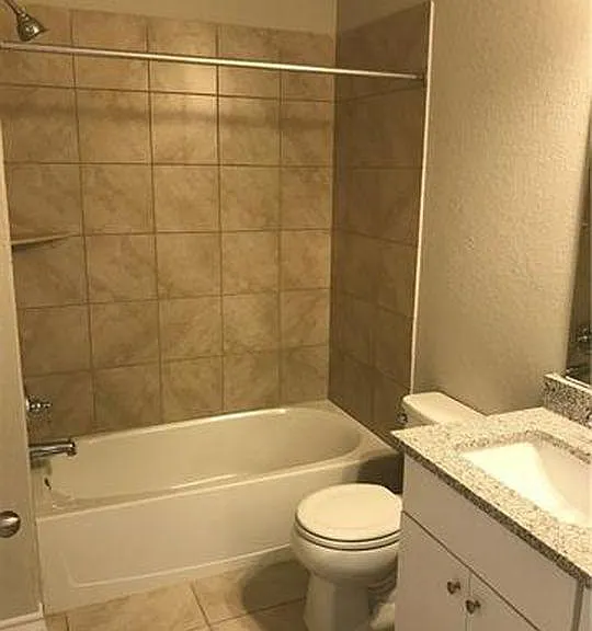 10808 Mickelson Dr — Photo 8