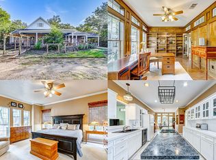 601 Piney Creek Rd, Bellville, TX 77418