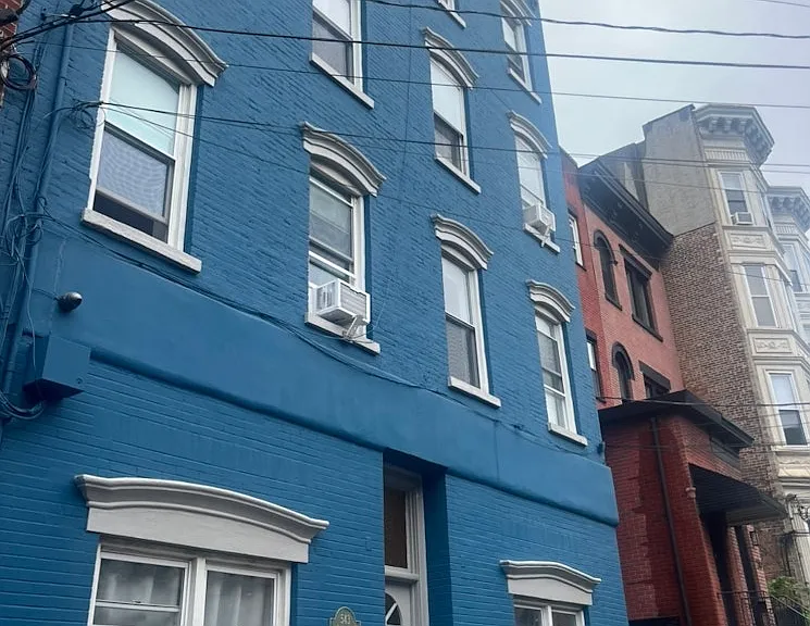 543 Bloomfield St #1R — Photo 1