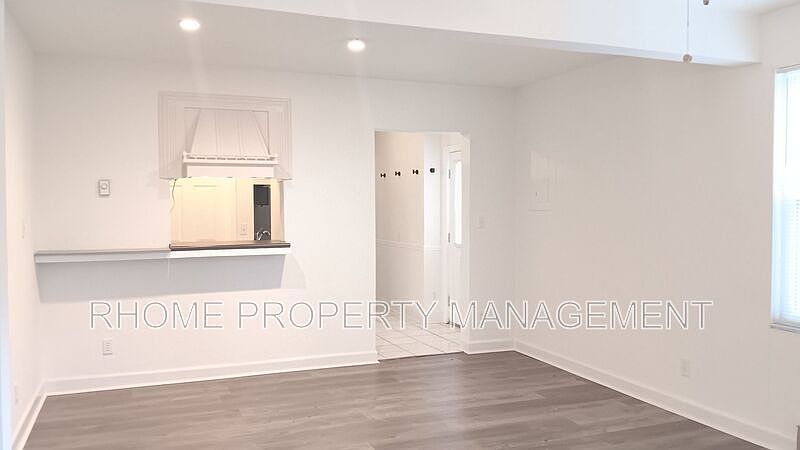 1st image of 4279 Cabretta Dr SE #B