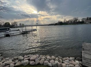S73W17268 Lake Dr, Muskego, WI 53150