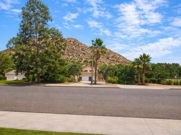 16704 Daza Dr, Ramona, CA 92065