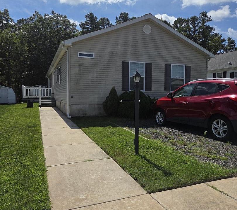 1st image of 86 Pinetree Ln