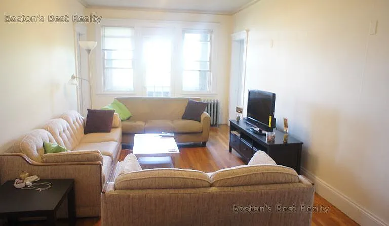19 Melvin Ave #14 — Photo 5