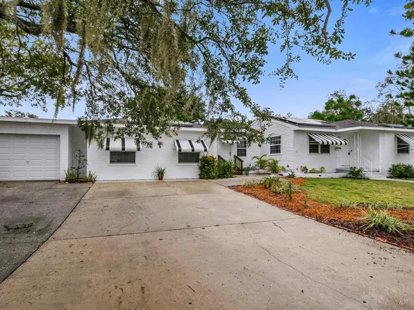 330 45th St S, Saint Petersburg, FL 33711