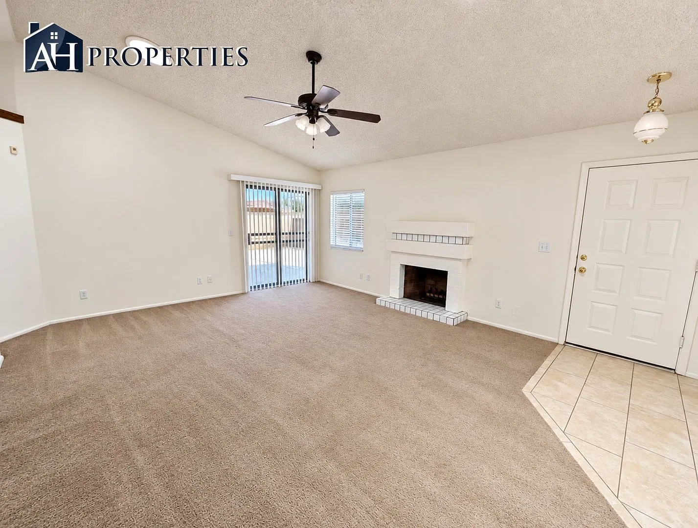 7062 W Caron Dr. — Photo 3