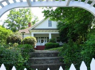 4496 Dallas St, Acworth, GA 30101