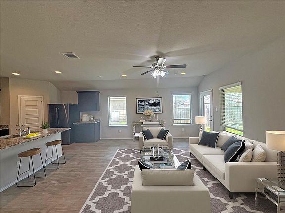 2nd image of 6806 Amber Cliff Ln