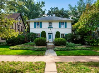 806 Clinton Pl, Evanston, IL 60201