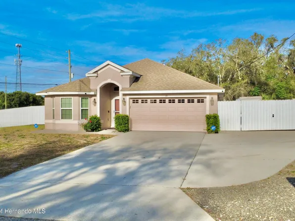 101 Parkton Ave, Spring Hill, FL 34606