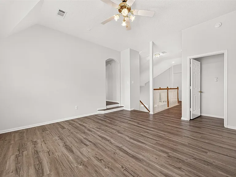 1415 Kennewick Ct — Photo 35