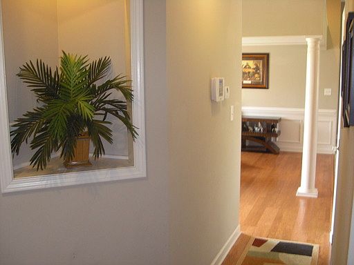 4th image of 176 Clear Brooke Pl