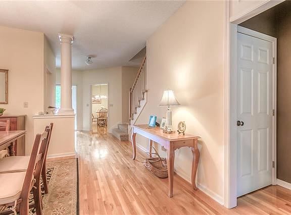 5th image of 6428 W 144th St