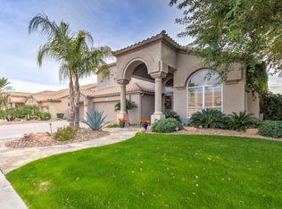 735 W Amberwood Dr, Phoenix, AZ 85045