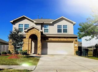 3915 Hunters Trl, Baytown, TX 77521