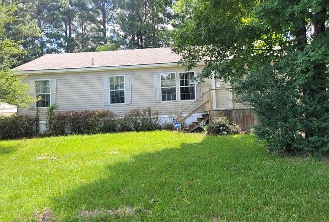 1st image of 8405 N Woodlands Trl