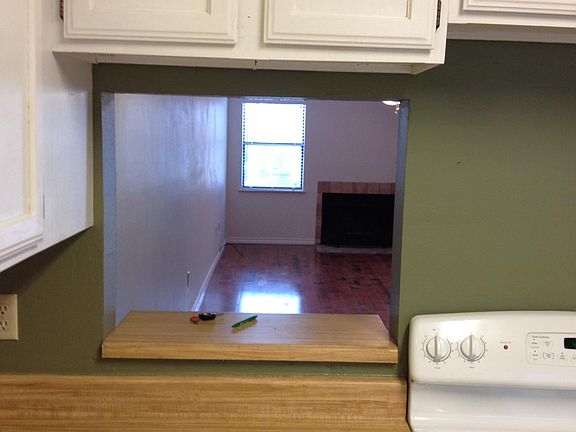 5th image of 210 W Austin St APT 102