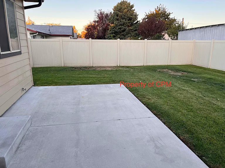 10526 W Landmark Ct — Photo 3