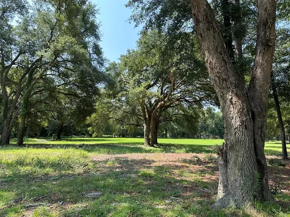 379 Leland Ferrell Dr, Leesburg, GA 31763