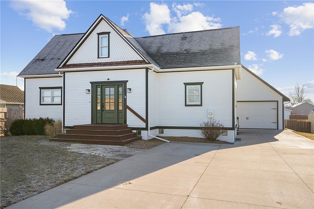 317 Elm Ave SW, Mitchellville, IA 50169 Zillow