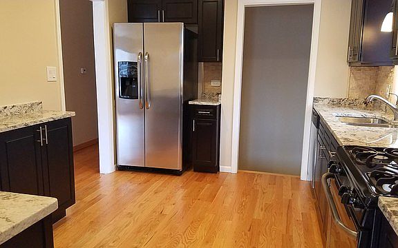 5th image of 8544 N Oriole Ave