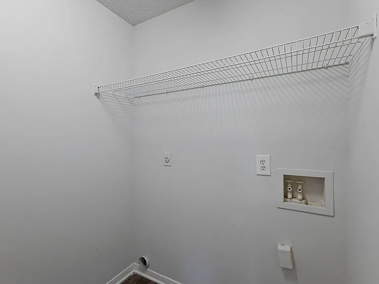 Cambridge Park Apartments — Photo 101